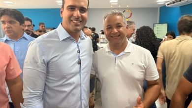 Prefeito Geroncio Junior acompanha Lucas Ribeiro em agenda administrativa e destaca investimentos na educação do Sertão jrsf 390x220 - Prefeito Geroncio Junior acompanha Lucas Ribeiro em agenda administrativa e destaca investimentos na educação do Sertão