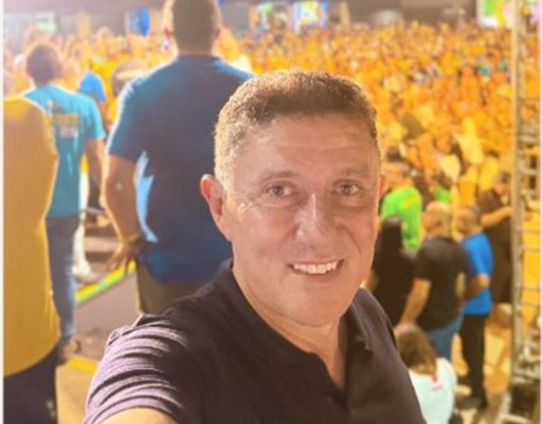 Deputado estadual Dr. Kerginaldo participa de grande ato do PL no RN com presença de Flávio Bolsonaro e lideranças nacionais kerginaldonatal 600x470 - Deputado estadual Dr. Kerginaldo participa de grande ato do PL no RN com presença de Flávio Bolsonaro e lideranças nacionais