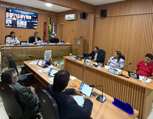 Câmara de São Domingos aprova por unanimidade crédito especial de R$ 2,4 milhões para reforço da saúde 001cmsd 600x470 - Câmara de São Domingos aprova por unanimidade crédito especial de R$ 2,4 milhões para reforço da saúde