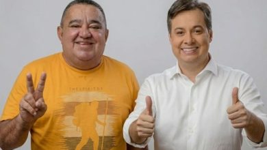 Suplente de vereador Serafim da Palhoça rompe com Zé Aldemir e passa a integrar grupo de Júnior Araújo em Cajazeiras 002j 390x220 - Suplente de vereador Serafim da Palhoça rompe com Zé Aldemir e passa a integrar grupo de Júnior Araújo em Cajazeiras