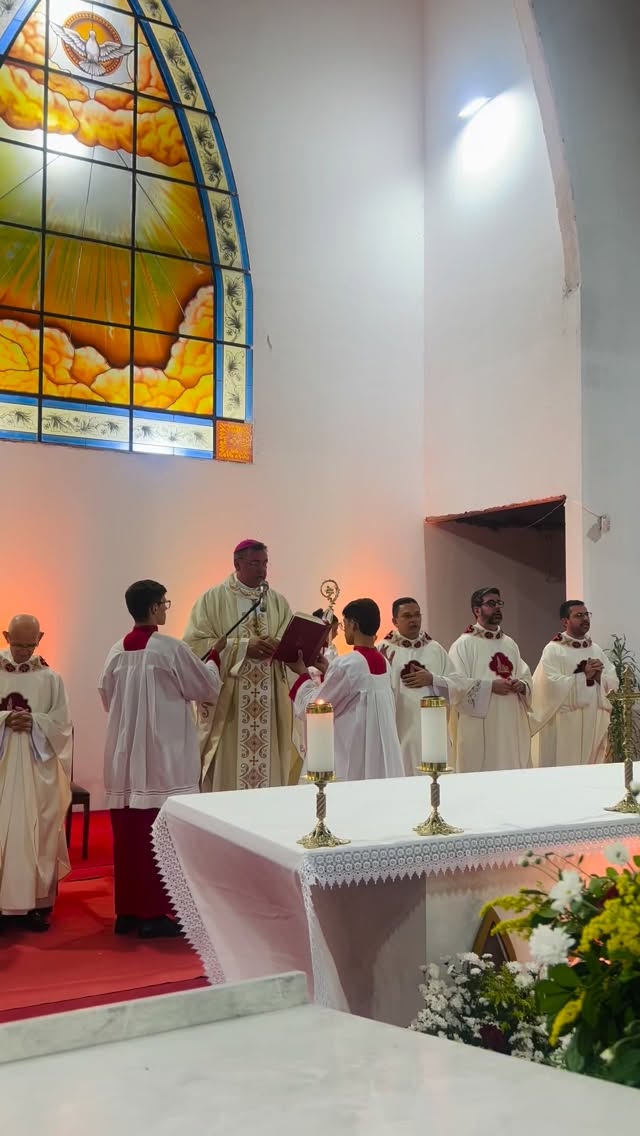 Multidão celebra os 60 anos da Paróquia Sant’Ana e marca a história da Nova Matriz em Sousa SaveClip.App 670806367 1640305127191033 1301924917939166303 n - Multidão celebra os 60 anos da Paróquia Sant’Ana e marca a história da Nova Matriz em Sousa