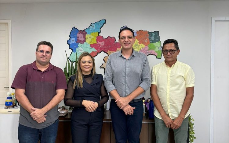 Prefeita Adeilza Soares cobra solução para falta de professores na Escola Estadual ECIT Cícero Severo Lopes, em São Domingos adeilzaeducacao 750x470 - Prefeita Adeilza Soares cobra solução para falta de professores na Escola Estadual ECIT Cícero Severo Lopes, em São Domingos