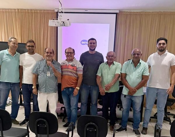 Programa Inclui Paraíba vai beneficiar 40 microagricultores em Bonito de Santa Fé, destaca prefeito Ceninha Lucena agrobonito 600x470 - Programa Inclui Paraíba vai beneficiar 40 microagricultores em Bonito de Santa Fé, destaca prefeito Ceninha Lucena