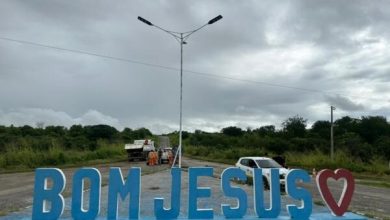 bjbr 390x220 - Parceria entre Prefeitura de Bom Jesus e Governo do Estado assegura recuperação e roço da rodovia PB-417