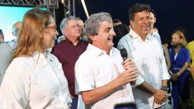 Deputado Mendonça Filho celebra avanço de obra que levará água encanada ao Sítio Bola II, em Belo Jardim estrela 390x220 - Deputado Mendonça Filho celebra avanço de obra que levará água encanada ao Sítio Bola II, em Belo Jardim