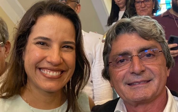 Em Belo Jardim: Parceria com o Governo do Estado impulsiona obras e novos projetos no município, destaca prefeito Gilvandro Estrela gilvandroeraquel 750x470 - Em Belo Jardim: Parceria com o Governo do Estado impulsiona obras e novos projetos no município, destaca prefeito Gilvandro Estrela