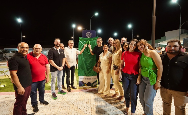 Deputado Chico Mendes e prefeito Bal Lins entregam praça e novo veículo em São José de Piranhas com investimentos de quase R$ 1 milhão sjp001 - Deputado Chico Mendes e prefeito Bal Lins entregam praça e novo veículo em São José de Piranhas com investimentos de quase R$ 1 milhão