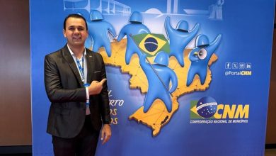Prefeito Aldo Andrade representa Bernardino Batista na Marcha dos Prefeitos em Brasília ALDOBSB 390x220 - Prefeito Aldo Andrade representa Bernardino Batista na Marcha dos Prefeitos em Brasília