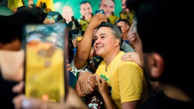 Pré-candidato ao Governo da Paraíba, Efraim Filho cumpre agenda política em Patos neste sábado com evento “VOA + Alto Paraíba” EFRAIM 1 390x220 - Pré-candidato ao Governo da Paraíba, Efraim Filho cumpre agenda política em Patos neste sábado com evento “VOA + Alto Paraíba”