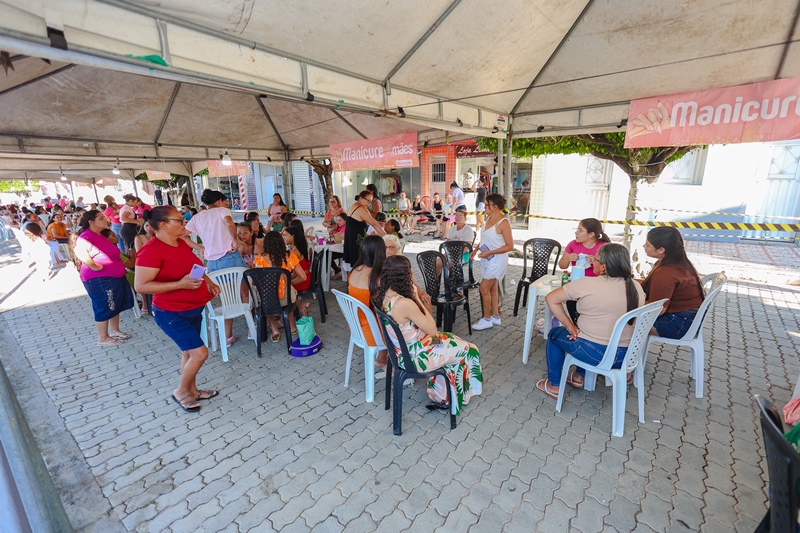 Prefeitura de Monte Horebe promove tarde especial em homenagem ao Dia das Mães com serviços e sorteio de brindes IMG 8837 - Prefeitura de Monte Horebe promove tarde especial em homenagem ao Dia das Mães com serviços e sorteio de brindes