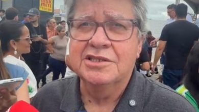 João Azevêdo cita obras e fala sobre rompimento político entre Gerfeson Carnaúba e Dr. Jarques em São Bento JOAO 390x220 - João Azevêdo cita obras e fala sobre rompimento político entre Gerfeson Carnaúba e Dr. Jarques em São Bento