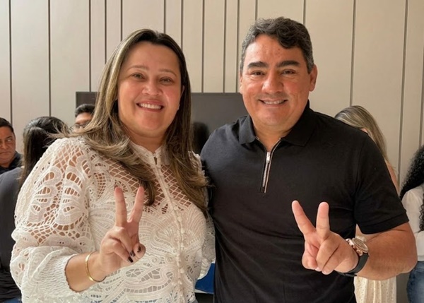 Prefeito Lucas Braga oficializa apoio à pré-candidatura de Larúcia Sá em Marizópolis LUCASELARUCIA 1 - Prefeito Lucas Braga oficializa apoio à pré-candidatura de Larúcia Sá em Marizópolis