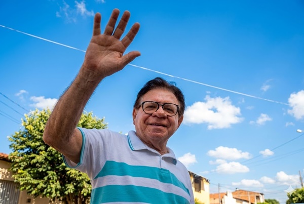 Morre aos 82 anos o ex-prefeito de Aguiar “Miguilo”, figura histórica da política local LUTO - Morre aos 82 anos o ex-prefeito de Aguiar “Miguilo”, figura histórica da política local