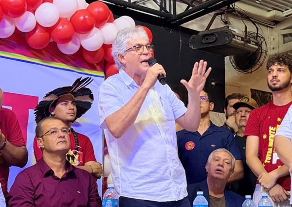 Ricardo Coutinho dispara contra Daniella Ribeiro, Aguinaldo Ribeiro, Hugo Motta e Lucas Ribeiro durante plenária do PT na Paraíba RC - Ricardo Coutinho dispara contra Daniella Ribeiro, Aguinaldo Ribeiro, Hugo Motta e Lucas Ribeiro durante plenária do PT na Paraíba