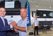 SF002 220x150 - Novo caminhão-pipa reforça abastecimento de água em São Francisco e prefeito Geroncio Júnior celebra conquista
