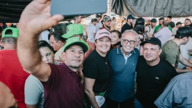 Em São João do Rio do Peixe, Cícero Lucena participa de cavalgada e reforça apoio do prefeito Luiz Claudino SaveClip.App 707022670 18337995607247081 404774677352155128 n 390x220 - Em São João do Rio do Peixe, Cícero Lucena participa de cavalgada e reforça apoio do prefeito Luiz Claudino
