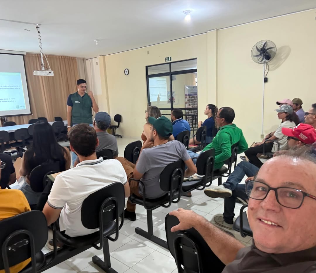 Prefeito Ceninha Lucena prestigia abertura de curso de capacitação para produtores rurais em Bonito de Santa Fé SaveClip.App 710474396 18583104565012720 7117264738971413442 n - Prefeito Ceninha Lucena prestigia abertura de curso de capacitação para produtores rurais em Bonito de Santa Fé
