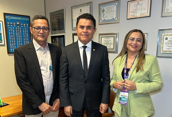 Deputado Wilson Santiago recebe prefeita Adeilza Soares em gabinete e reforça parceria com São Domingos adeilza - Deputado Wilson Santiago recebe prefeita Adeilza Soares em gabinete e reforça parceria com São Domingos