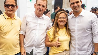 Prefeita de São Domingos, Adeilza Soares acompanha agenda de Lucas Ribeiro em Aparecida e reforça convite para plenária do ODE em Pombal adeilzaelucas 390x220 - Prefeita de São Domingos, Adeilza Soares acompanha agenda de Lucas Ribeiro em Aparecida e reforça convite para plenária do ODE em Pombal