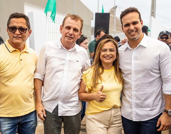 Prefeita de São Domingos, Adeilza Soares acompanha agenda de Lucas Ribeiro em Aparecida e reforça convite para plenária do ODE em Pombal adeilzaelucas 600x470 - Prefeita de São Domingos, Adeilza Soares acompanha agenda de Lucas Ribeiro em Aparecida e reforça convite para plenária do ODE em Pombal