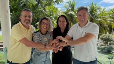 Em Cajazeiras: Vereadora Sara Sheyla rompe com grupo de Zé Aldemir e anuncia aliança com Júnior Araújo jr 390x220 - Em Cajazeiras: Vereadora Sara Sheyla rompe com grupo de Zé Aldemir e anuncia aliança com Júnior Araújo
