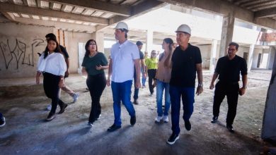 Prefeito Leo Bezerra celebra retomada de obras de escola em Gramame e acompanha conclusão de obra na ladeira do Timbó, com serviço da Seinfra leo 390x220 - Prefeito Leo Bezerra celebra retomada de obras de escola em Gramame e acompanha conclusão de obra na ladeira do Timbó, com serviço da Seinfra