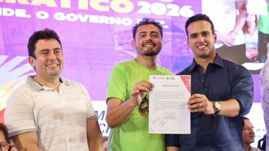 Prefeito Marcelo Vale participa do ODE 2026 em Sousa e garante importantes anúncios para Nazarezinho marcelov 390x220 - Prefeito Marcelo Vale participa do ODE 2026 em Sousa e garante importantes anúncios para Nazarezinho