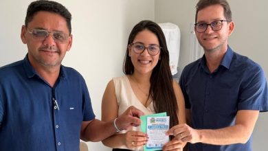 Na divisa PB-CE, prefeita de Monte Horebe, Milena Nogueira participará de debate sobre pavimentação da CE-395 milenace 390x220 - Na divisa PB-CE, prefeita de Monte Horebe, Milena Nogueira participará de debate sobre pavimentação da CE-395
