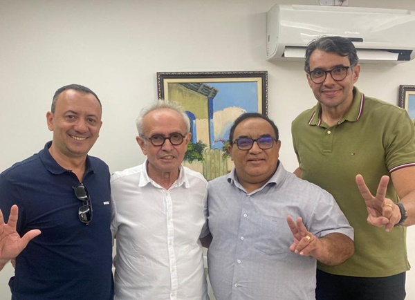 Vereador Pedro Paulo Barbosa cumpre agenda política em Cajazeiras ao lado de Cícero Lucena, André Gadelha e Marcos Eron pedro - Vereador Pedro Paulo Barbosa cumpre agenda política em Cajazeiras ao lado de Cícero Lucena, André Gadelha e Marcos Eron