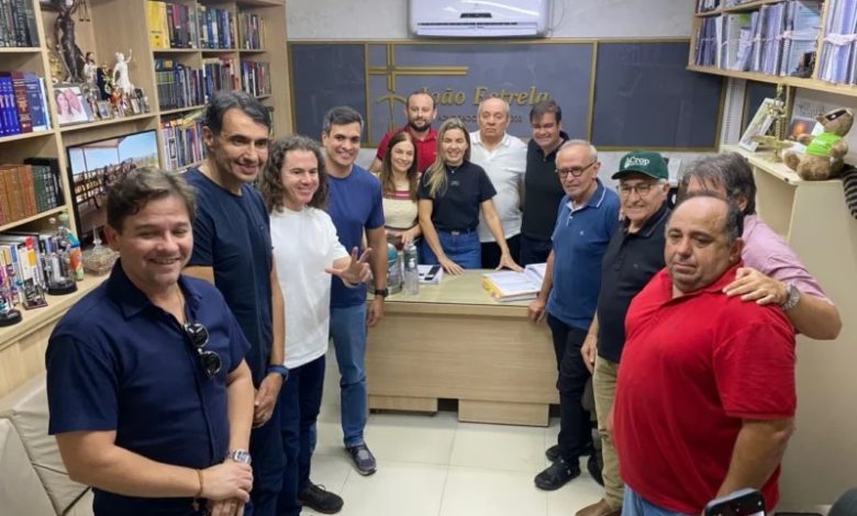 Ex-prefeito de Sousa, João Estrela anuncia apoio a Cícero Lucena, Veneziano e André Gadelha sousajoao 780x470 - Ex-prefeito de Sousa, João Estrela anuncia apoio a Cícero Lucena, Veneziano e André Gadelha