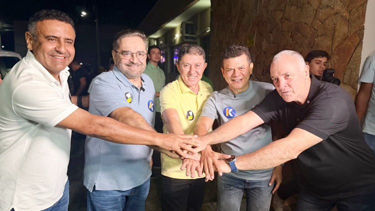 Deputado Dr. Kerginaldo reúne multidão em Tenente Ananias e lança pré-candidatura à reeleição em grande encontro político KERGINALDOAMIGOS01 - Deputado Dr. Kerginaldo reúne multidão em Tenente Ananias e lança pré-candidatura à reeleição em grande encontro político
