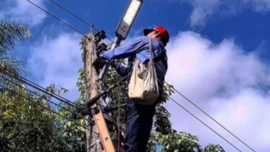 Prefeitura de Cachoeira dos Índios amplia modernização da iluminação pública com instalação de luminárias em LED LUZCACHOEIRA 390x220 - Prefeitura de Cachoeira dos Índios amplia modernização da iluminação pública com instalação de luminárias em LED