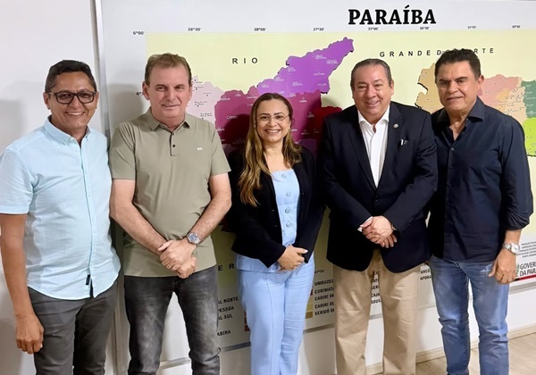 Em São Domingos: Prefeita Adeilza mantém aliança com Chico Mendes, Wilson Santiago e grupo governista para eleições de 2026 adeilzachicoewilson 1 - Em São Domingos: Prefeita Adeilza mantém aliança com Chico Mendes, Wilson Santiago e grupo governista para eleições de 2026