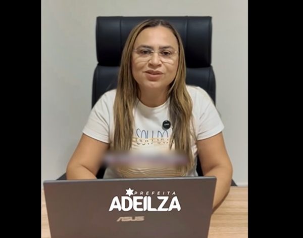 Prefeita Adeilza Soares oficializa rompimento com vice-prefeito e anuncia nova aliança política em São Domingos adeilzapronunciamento 600x470 - Prefeita Adeilza Soares oficializa rompimento com vice-prefeito e anuncia nova aliança política em São Domingos