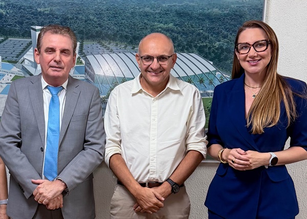 Deputado Chico Mendes e prefeita Denise Bayma avançam em pautas para Bom Jesus durante audiência no DER chicobomjesus - Deputado Chico Mendes e prefeita Denise Bayma avançam em pautas para Bom Jesus durante audiência no DER
