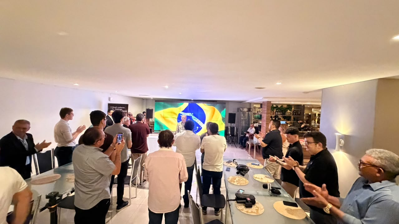 Pré-candidato ao Senado, Marcelo Queiroga lança livro sobre sua trajetória pessoal e política durante evento em Sousa e reúne apoiadores 08 - Pré-candidato ao Senado, Marcelo Queiroga lança livro sobre sua trajetória pessoal e política durante evento em Sousa e reúne apoiadores
