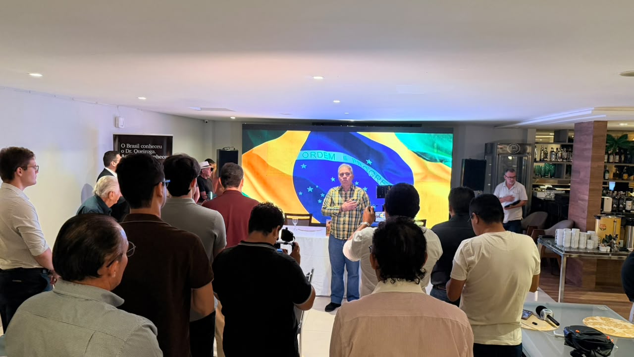 Pré-candidato ao Senado, Marcelo Queiroga lança livro sobre sua trajetória pessoal e política durante evento em Sousa e reúne apoiadores 09 - Pré-candidato ao Senado, Marcelo Queiroga lança livro sobre sua trajetória pessoal e política durante evento em Sousa e reúne apoiadores