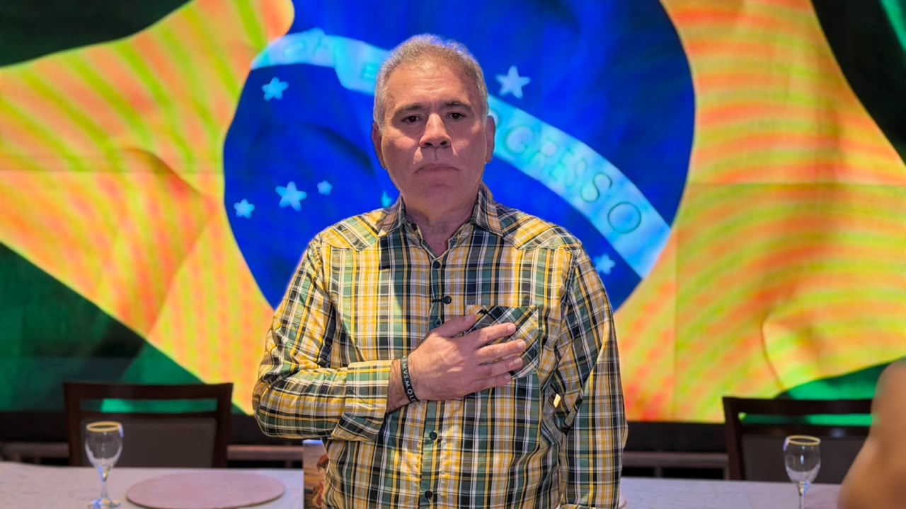 Pré-candidato ao Senado, Marcelo Queiroga lança livro sobre sua trajetória pessoal e política durante evento em Sousa e reúne apoiadores 11 - Pré-candidato ao Senado, Marcelo Queiroga lança livro sobre sua trajetória pessoal e política durante evento em Sousa e reúne apoiadores