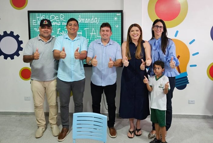 Prefeitura de Sousa inaugura Sala Maker na Escola Batista Gambarra 23072026 PHOTO 2026 07 22 17 58 28 700x470 - Prefeitura de Sousa inaugura Sala Maker na Escola Batista Gambarra