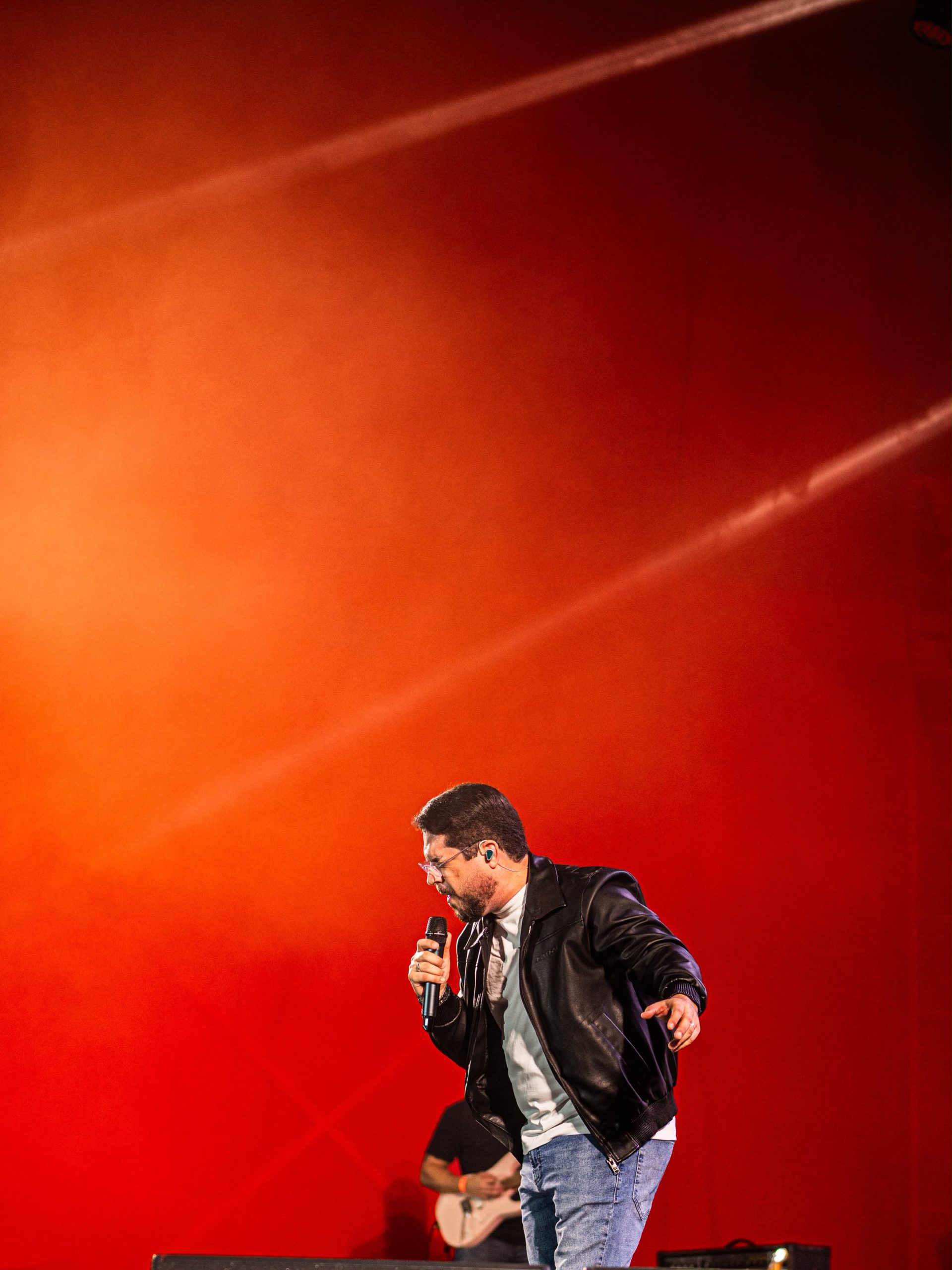 São Julho 2026 começa com noite de fé e grande público em abertura marcada por adoração e expectativa para os próximos shows SaveClip.App 741360824 18417239110177570 8871293871328199884 n scaled - São Julho 2026 começa com noite de fé e grande público em abertura marcada por adoração e expectativa para os próximos shows