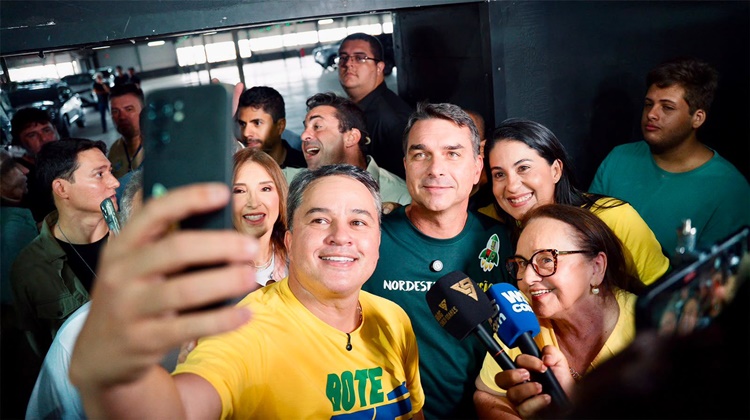 Efraim anuncia últimos detalhes para recepção a Flávio Bolsonaro em Campina nesta sexta-feira efraimcg - Efraim anuncia últimos detalhes para recepção a Flávio Bolsonaro em Campina nesta sexta-feira