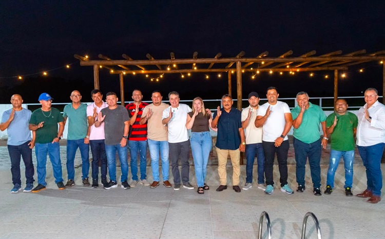Efraim recebe apoio da prefeita Aliny Povão e de importantes lideranças de Cruz do Espírito Santo, região metropolitana de João Pessoa efraimcruz - Efraim recebe apoio da prefeita Aliny Povão e de importantes lideranças de Cruz do Espírito Santo, região metropolitana de João Pessoa