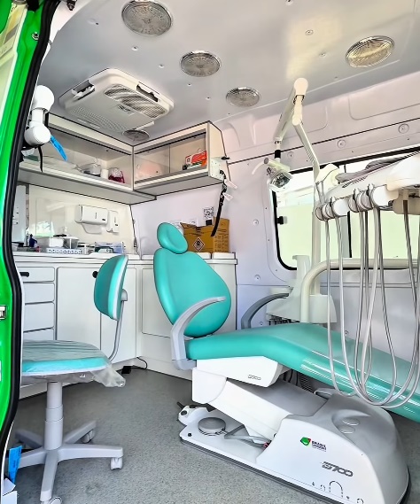 Prefeita Milena Nogueira recebe unidade móvel odontológica para ampliar atendimento em Monte Horebe milena002 - Prefeita Milena Nogueira recebe unidade móvel odontológica para ampliar atendimento em Monte Horebe